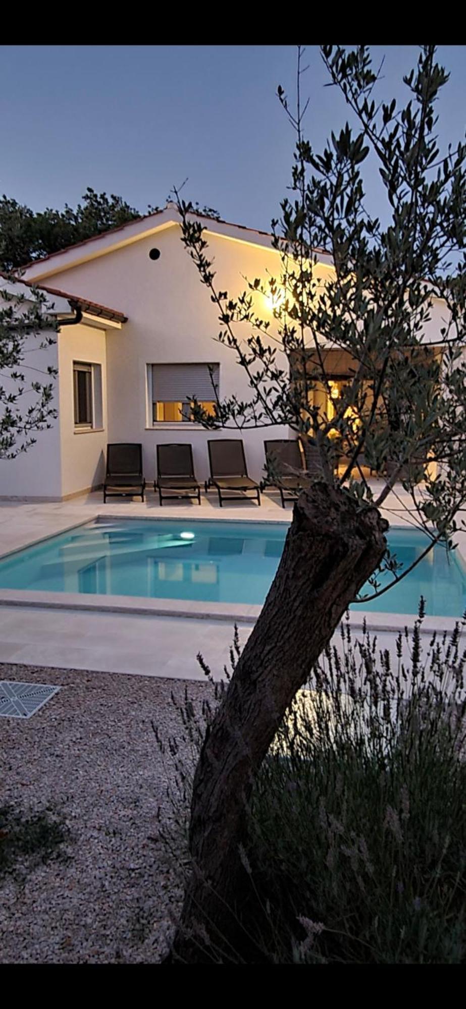 Villa Nevera Omisalj Exterior photo